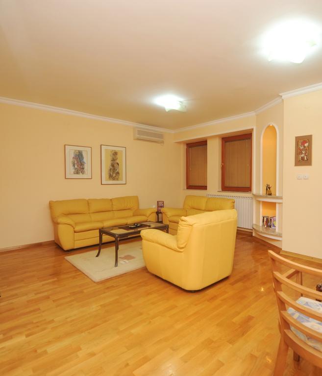 Exclusive Central Apartments Skopje Zewnętrze zdjęcie